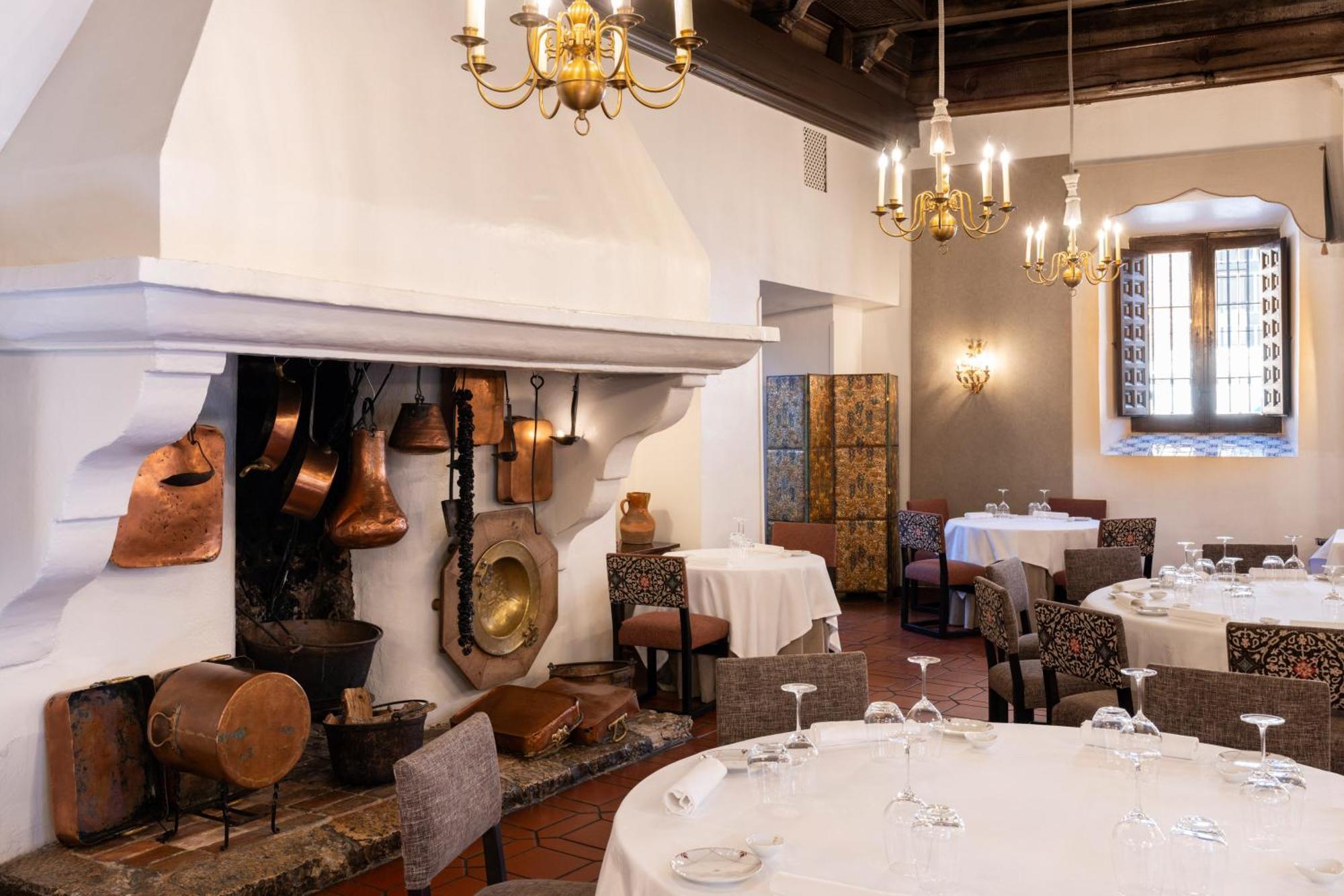 Parador De Alcala De Henares Ngoại thất bức ảnh